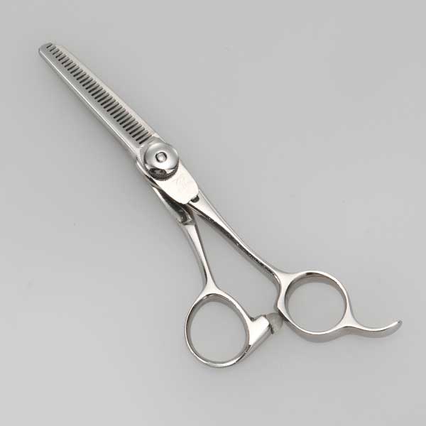 【ナルト】usedシザース (153) 5.2インチ30目 ランクC 研ぎ・メンテナンス済み