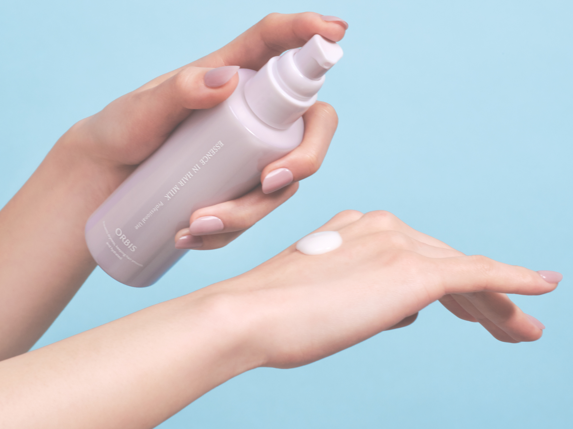 製品の中身を出している