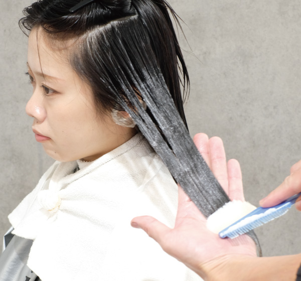 ダメージ部分への塗布