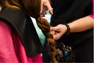 ヘアドネーションのイメージ写真